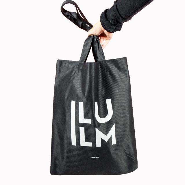 Illum - R-Pet bag - Embacollage