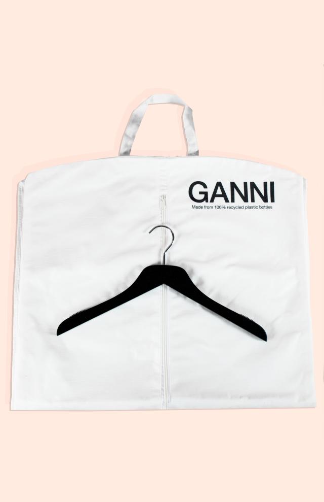 Anzugtaschen Ganni - Embacollage 