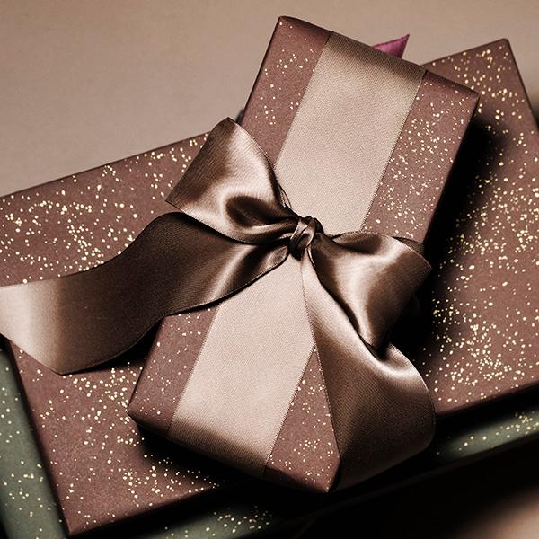 Geschenkverpackung 6440 Brown Star Cluster 55 cm x 100m