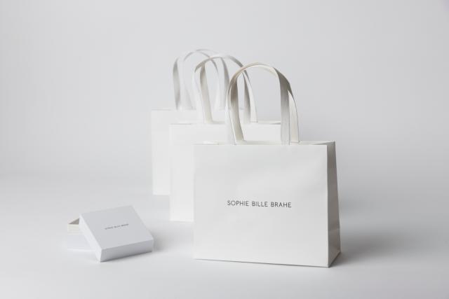Personalisierte Luxustaschen von Sophie Bille Brahe in Zusammenarbeit mit Embacollage.